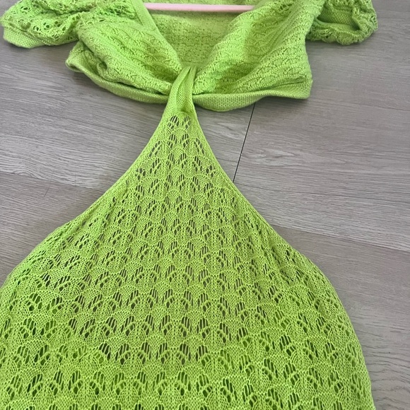 Lime Green Crochet Cutout  Maxi Dress Size Medium - Picture 4 of 10